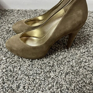 BCBG heels‎